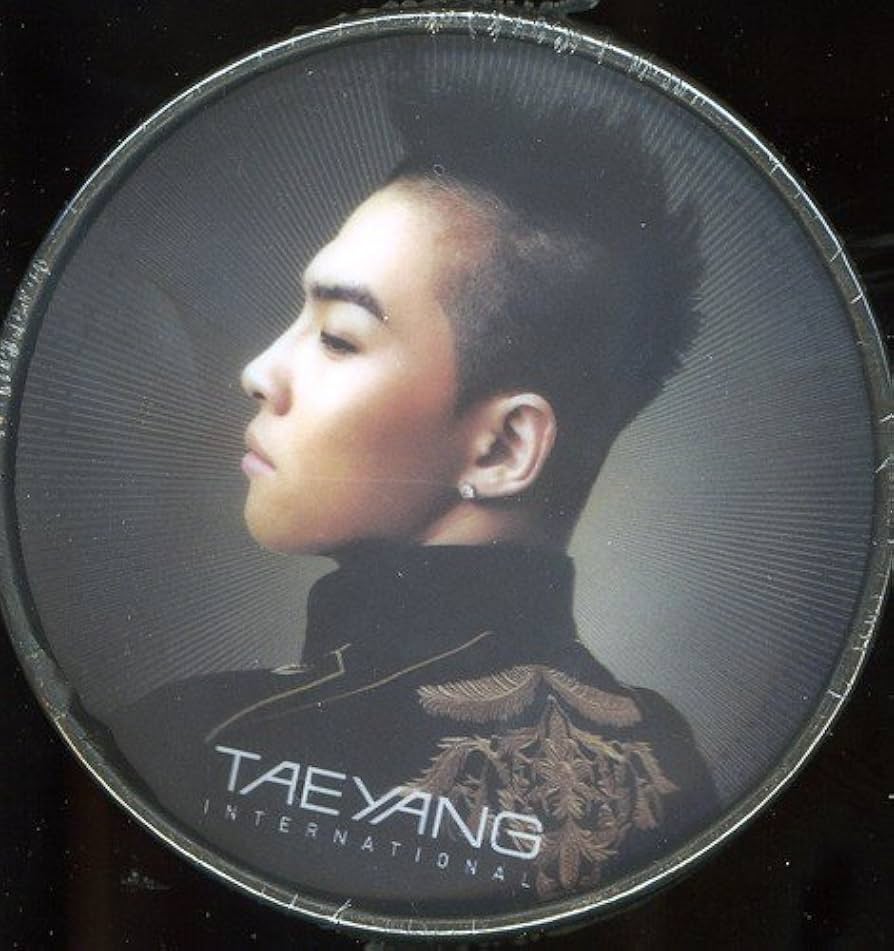 BIGBANGテヤン 1集 SOLAR Deluxe Edition 初回限定版 Amazon.co.jp: テヤン 1集 - Solar (CD+DVD